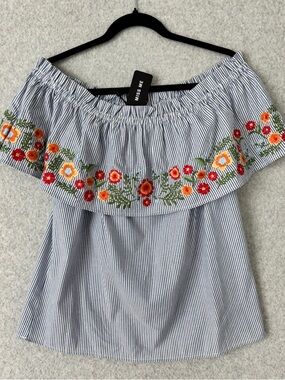 Miss Me Floral Embroidered Off Shoulder Top Womens Size Large Blue Striped NWT